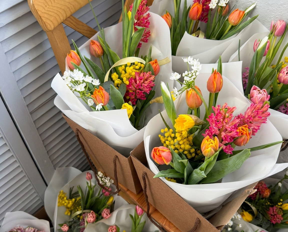 Buchet de primăvară pentru 8 Martie din magazinul online