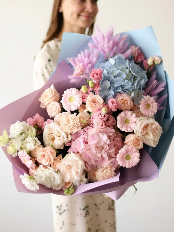 Buchet mare de designer în nuanțe de roz lavandă