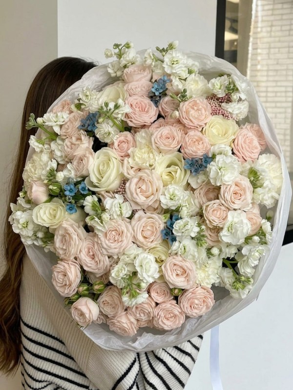 Buchet mare de designer delicat