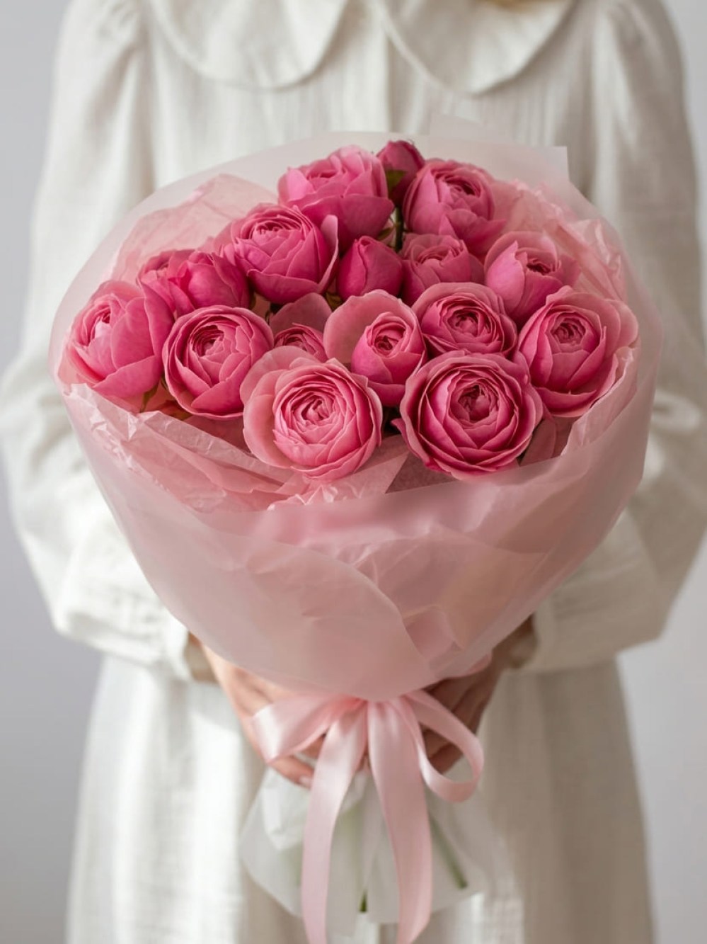 Buchet de 5 trandafiri roz spray Silva Pink