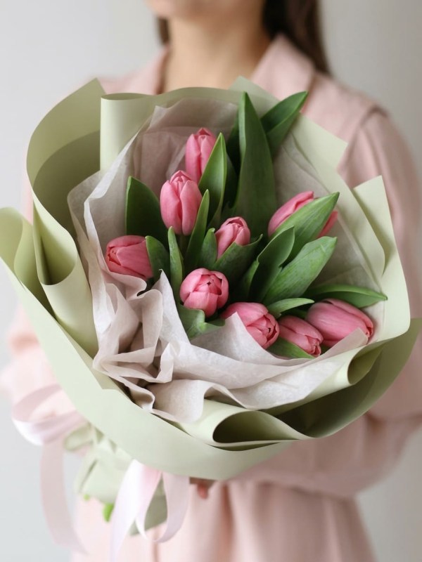 Buchet de 9 lalele roz