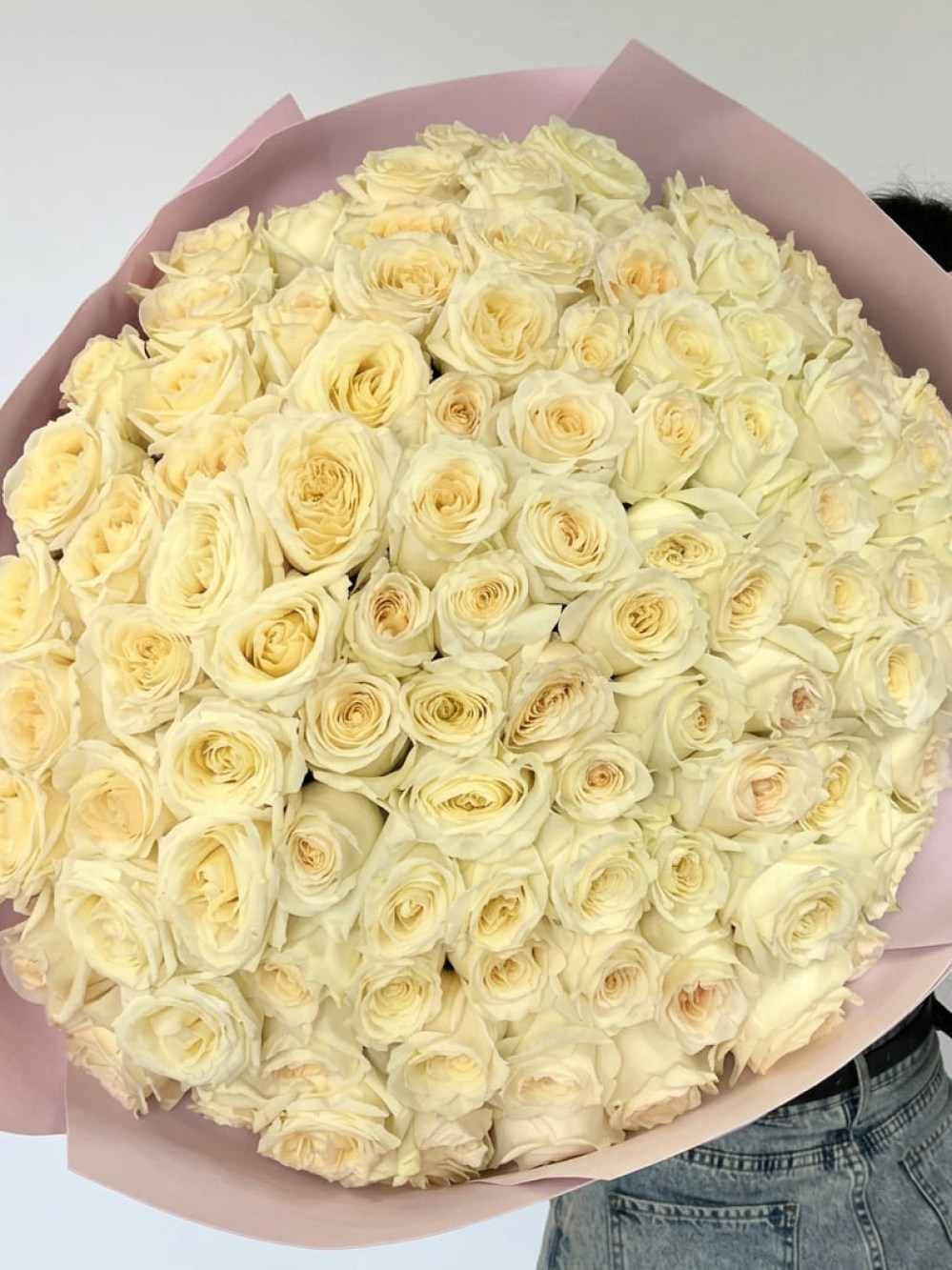 Buchet de 101 trandafiri premium bujor