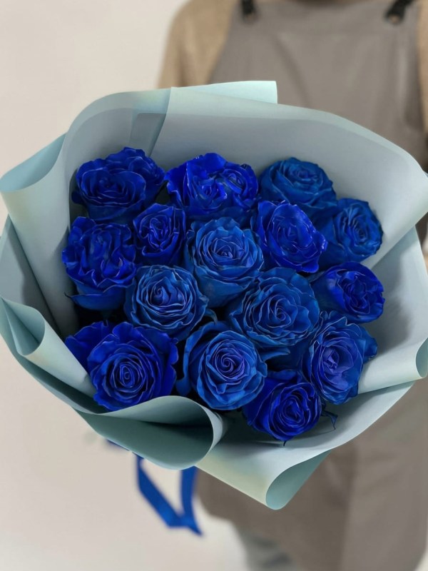Buchet de 15 trandafiri albastri Mondial Blue