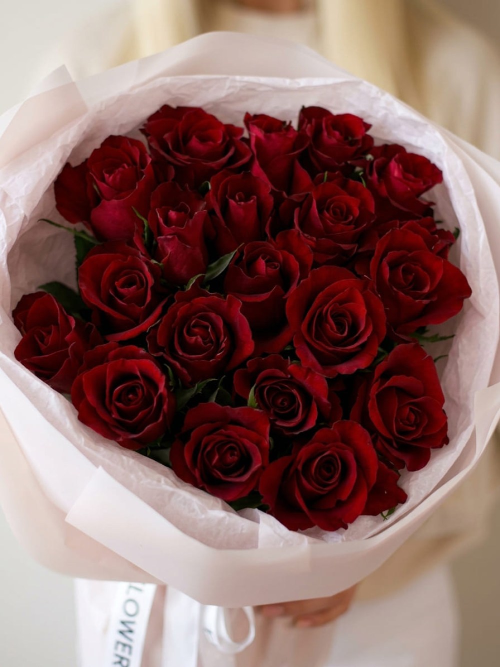 Buchet de 19 trandafiri visinii Kenya premium