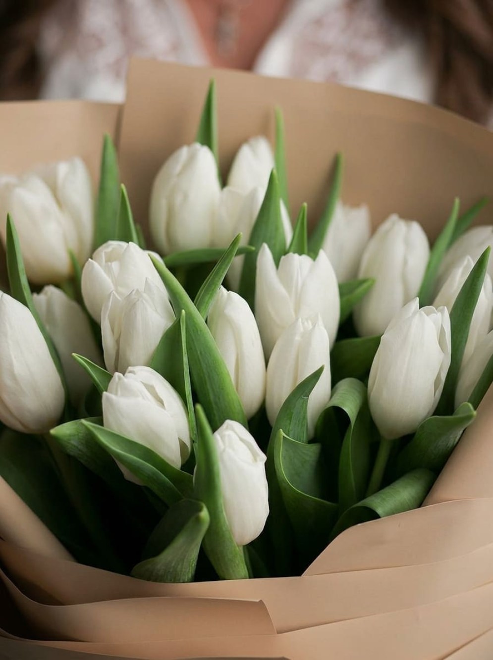 Bouquet of 21 white tulips