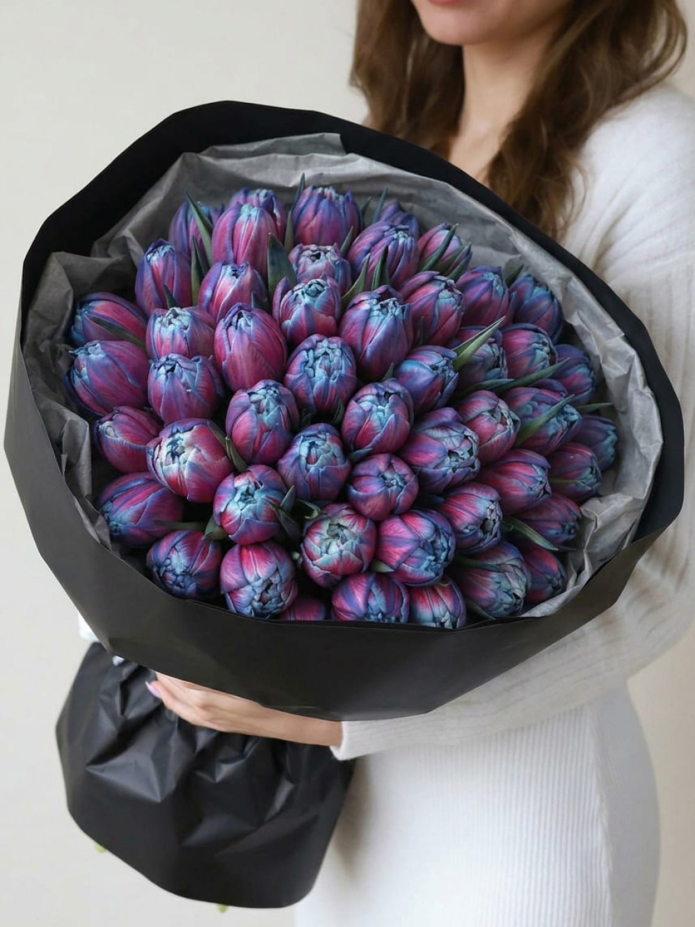 Buchet de 51 de lalele bujor albastru-violet