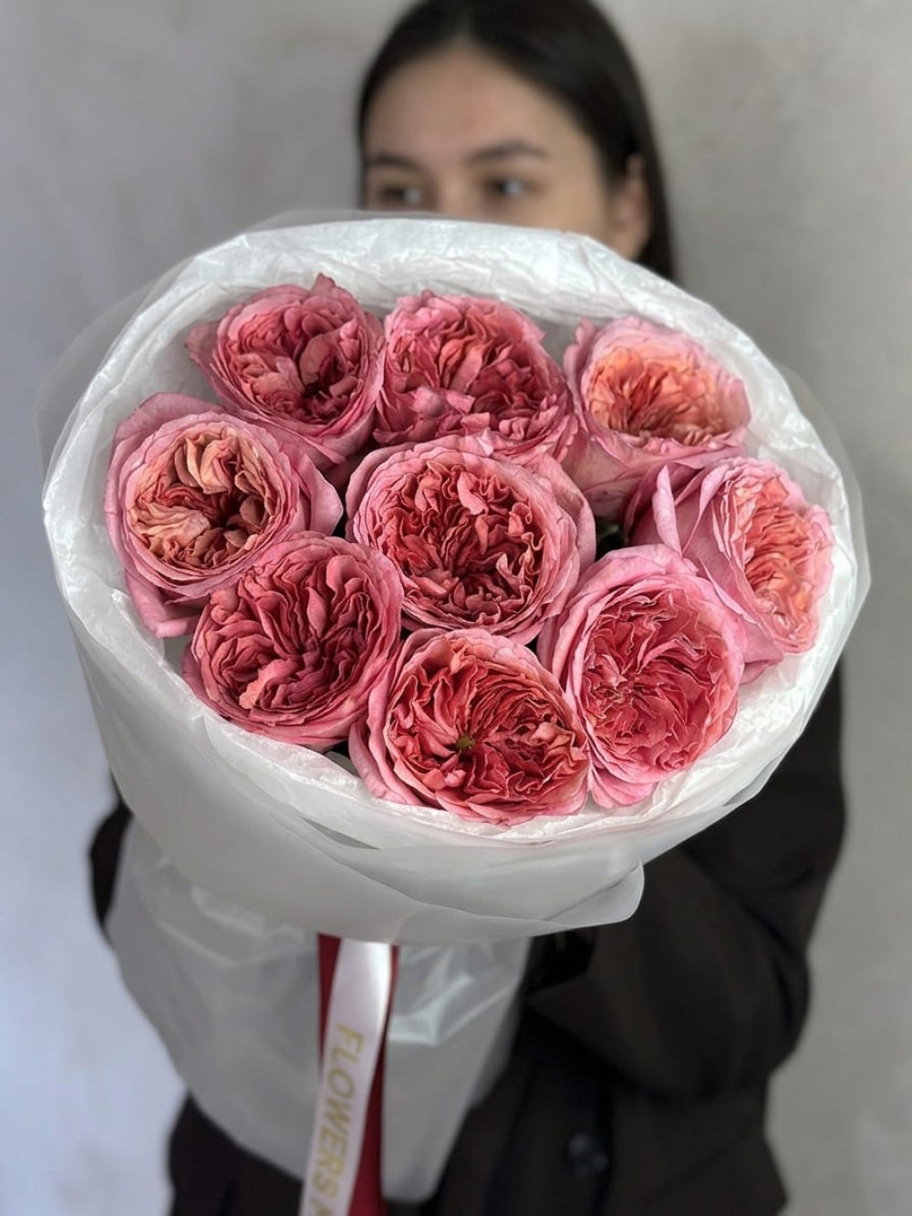 Buchet de 9 trandafiri tip bujor Pink Expression