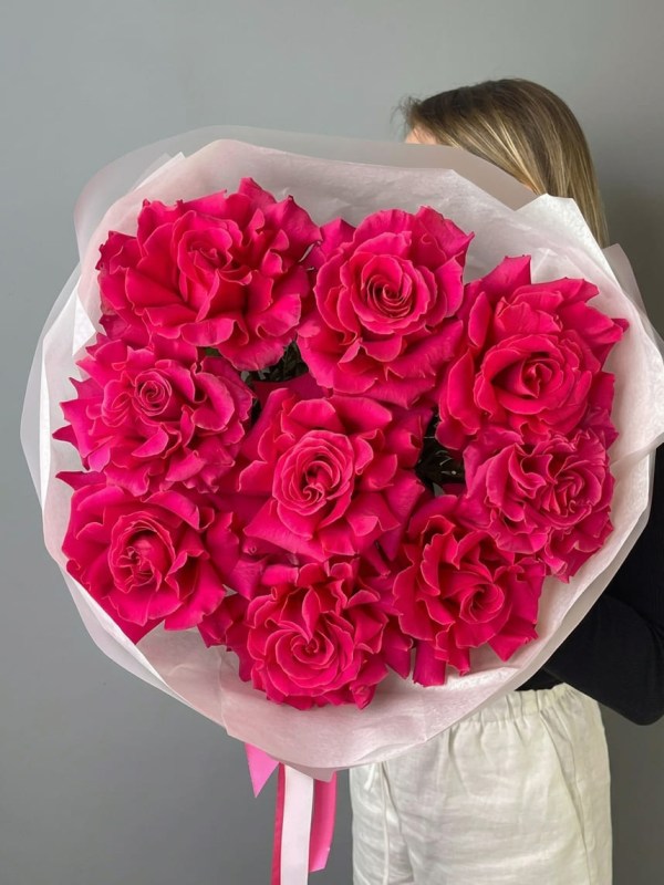 Bouquet of 9 hot pink French roses