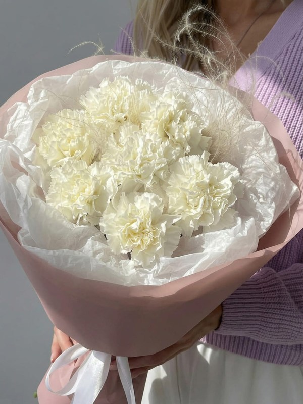 Buchet de dianthus alb cu stifa