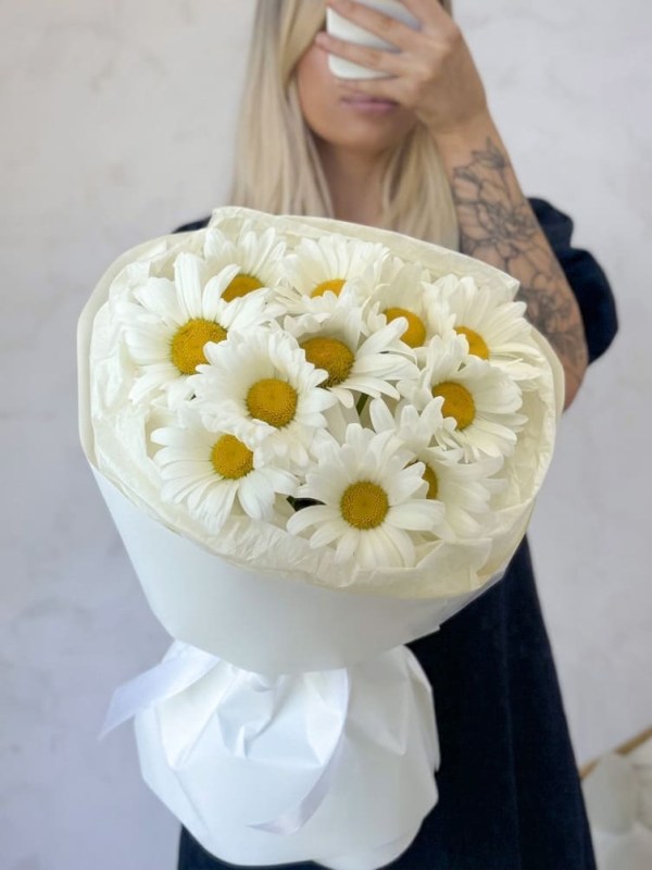 Buchet de 15 margarete de gradina