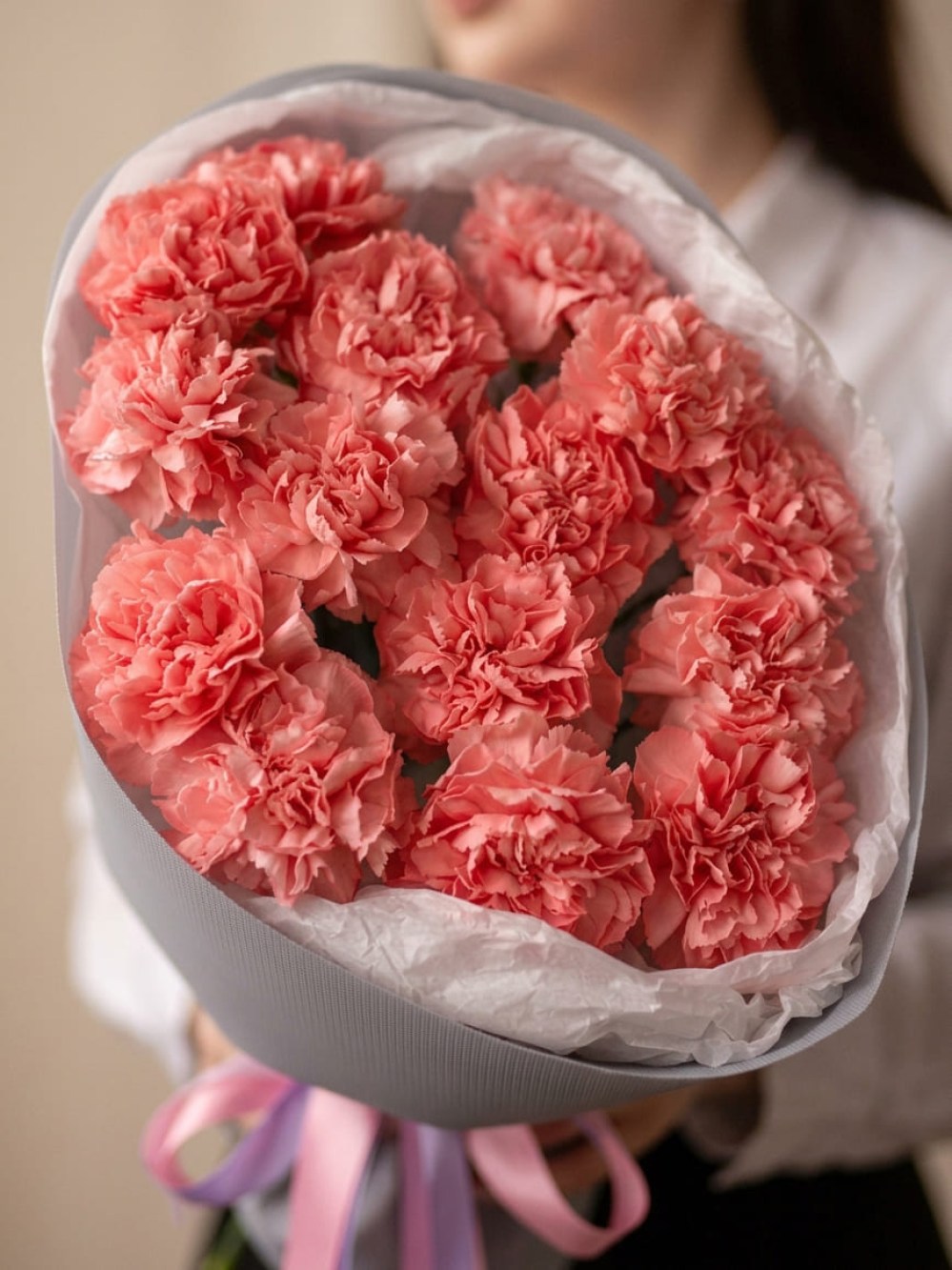 Buchet de 15 dianthus roz în ambalaj deschis
