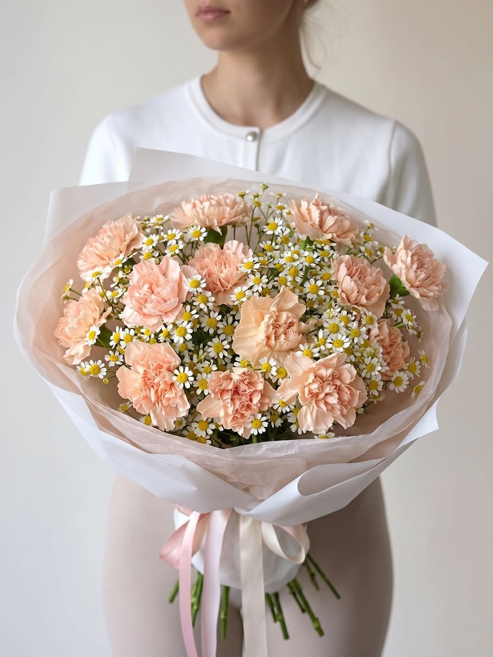Buchet duo de mușețel cu dianthus „Chalet” mare