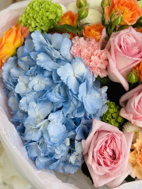 Buchet de dopamină cu hortensie albastră