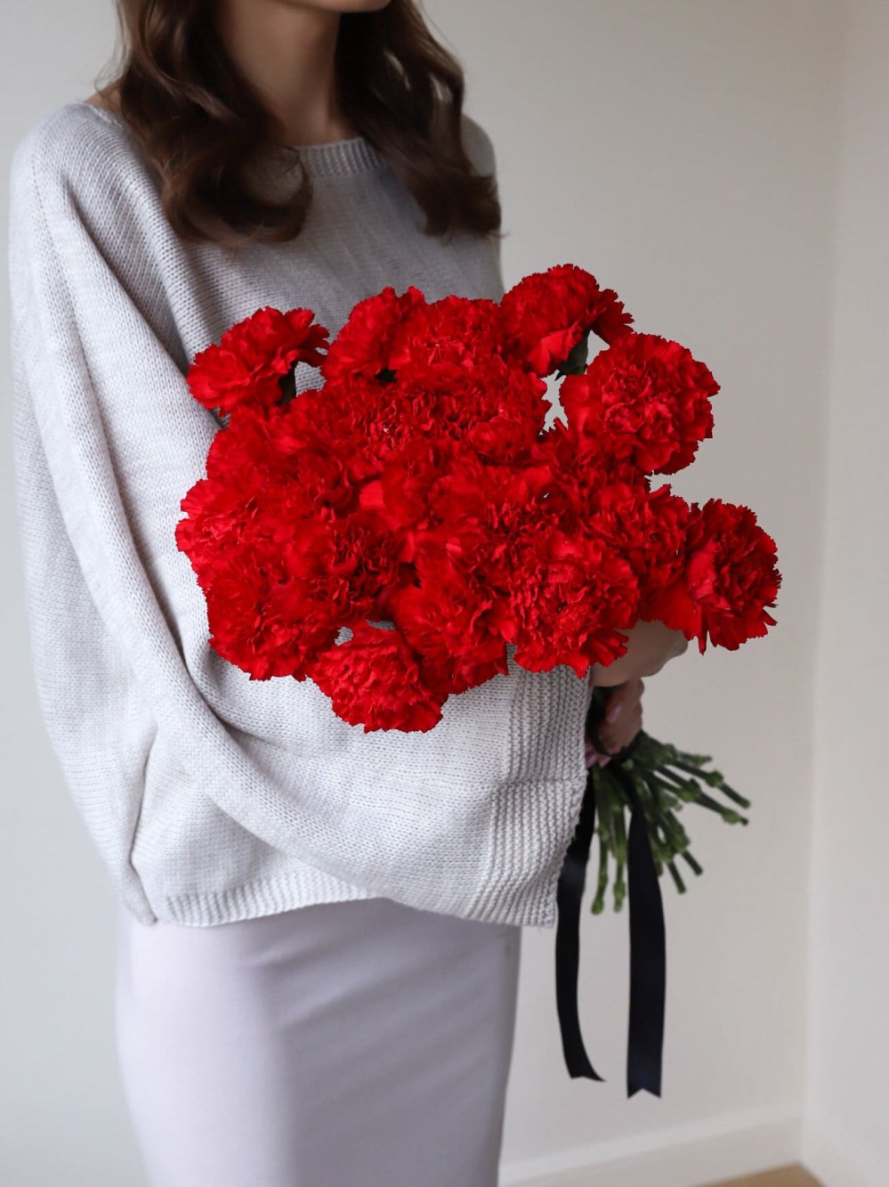 Red carnations (20 pcs)